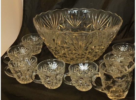 Glass Punch Bowl With 7 Glasses & 1 Creamer (0948)
