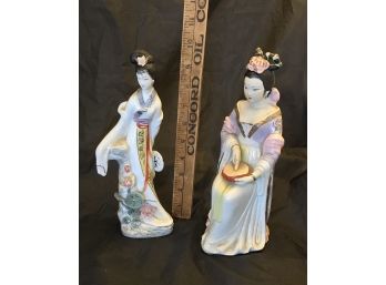 Two Porcelain Chinese Ladies (0978)