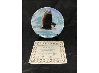 Knowles Collectors Plate 'The Bald Eagle' 9' Diameter (G013)