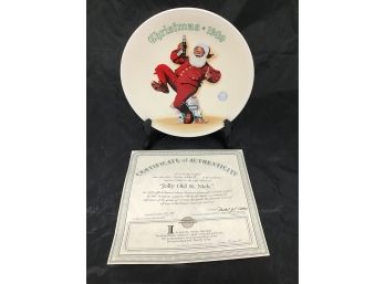 Knowles Christmas Collector Plate 'Jolly Old Saint Nick' 8.5' Diameter (G008)