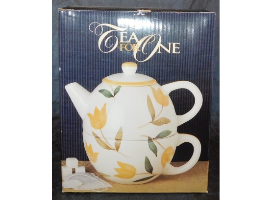 Verona Tea For One 14oz Tea Pot, 14oz Tea Cup NEW IN BOX (w3215)