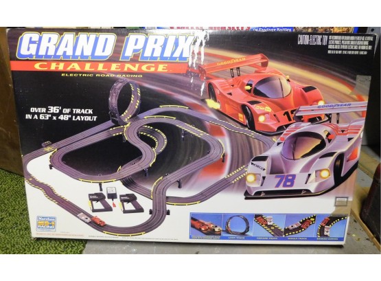 Grand Prix Challenge Electric Toad Racing Over 36' Of Track (W3158)