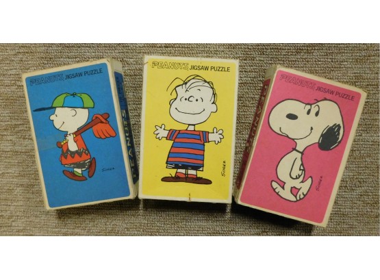1950 Peanuts Snoopy, Charlie Brown, & Linus 5 14' X 7' 70 Piece Puzzles (R185)