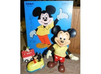Retro Walt Disney Productions Micky Mouse & Snoopy Plastic Toy Lot & One Puzzle, 4 Pieces Total (R191)
