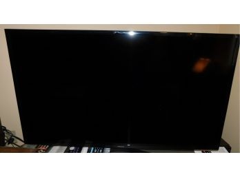 Samsung 40' TV With Remote Model UN40j5200 October 2016 (w3240)