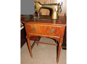 Westinghouse Vintage Sewing Machine In Cabinet #956227C (W5001)