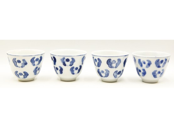 4 Hand Painted Blue And White Porcelain Tea Wine Cup Bowls (2888)