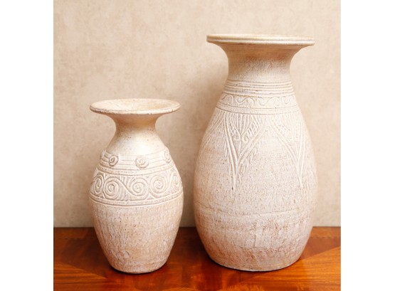 2 Beautiful Decorative Ceramic Pots (2789)