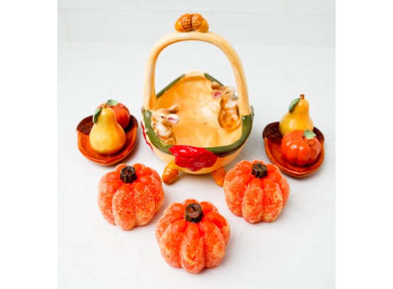 'M Studios' Autumn Themed Ceramic Candy Dish With Ceramic Figurines  3 Pumpkins (2723)
