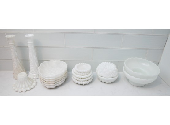 27 Pieces Of Milk Glass Lot  (2863)