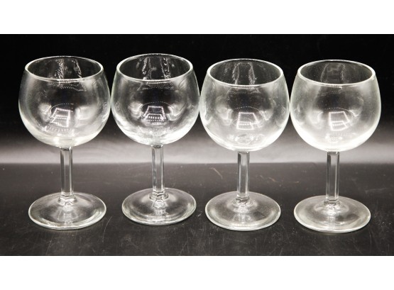 Lot Of 4 Wine Goblets - Small Size - Great Condition  (0106)