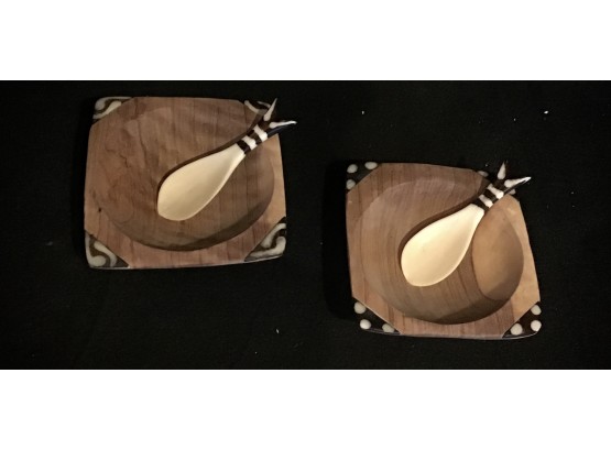 Abalone And Wood Bowls With Abalone Spoons, 2 (G099)