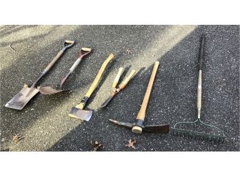 Lots Of Assorted Garden Tools, 6 Pieces (G174)