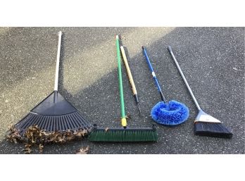 Assorted Rakes & Brooms, 5 Piece Lot (G173)