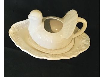 Chesapeake Serving Plater Made In Portugal & D'Lusso Turkey Gravy Boat With Saucer (g068)