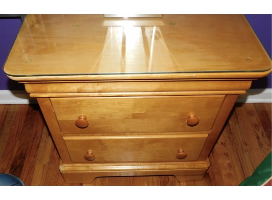 Stanley 2 Drawer End Table With Glass Top