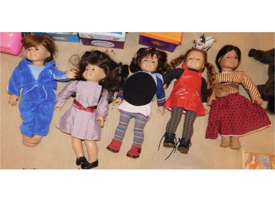 Collectible American Girl Dolls  Assorted Bundle