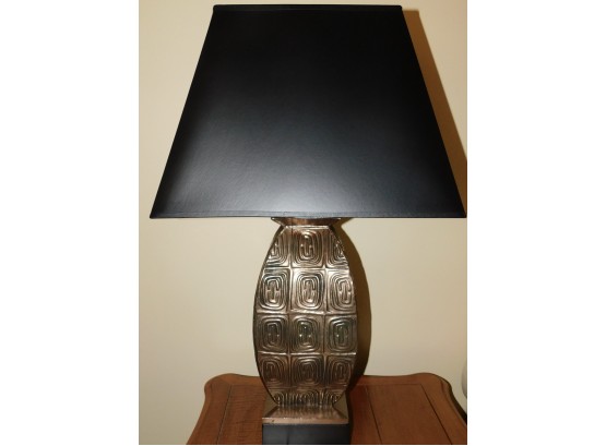 Stylish Lovely Copper Tone Metal Table Lamp