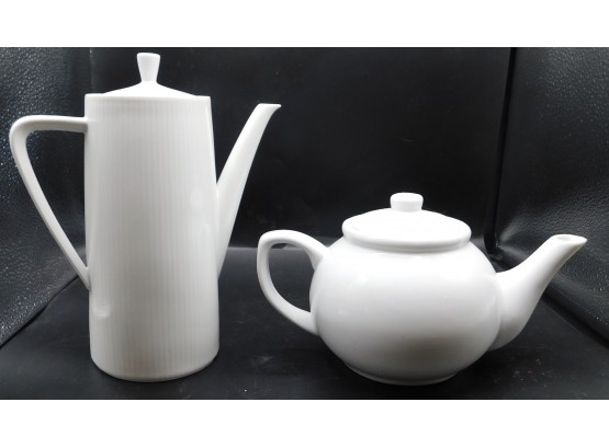Moniqua Ceramic Teapot With CGS White Ceramic Coffee Pot