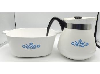 Vintage Corning Ware Blue Flower 2.5gt Casserole Dish & 2gt Tea Pot (155)