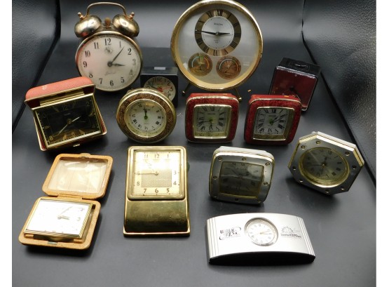 Stylish Assorted Lot Of Clocks / Travel Clock/ Desk Table Clocks
