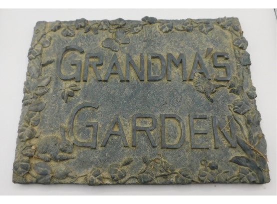 Octavia Grandmas Garden Stone