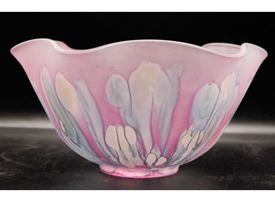 Charming Hand Painted Rueven Glass Bowl - Tulip Edge   - (0355)