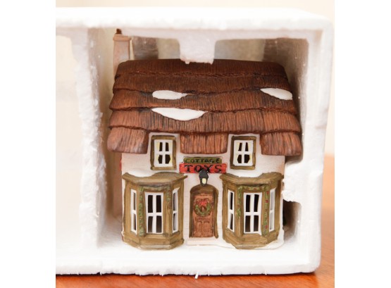 The Heritage Village Collections 'dickens Lane' - Christmas Village Decoration (0596)