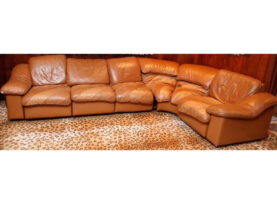 6 Piece Leather Sectional Sofa - Brown H27x D38 X 7' -(0395)