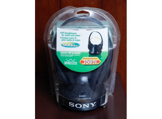 Brand New - Sony- Wireless RF Headphones - MDR RF915RK - 150ft - 900 MHZ  (0527)