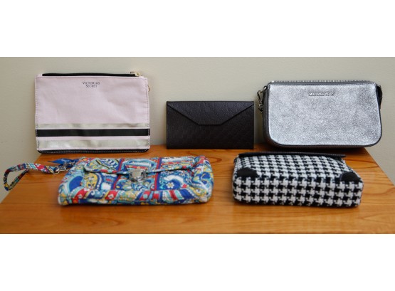 Lot Of 5 Small Bags - Michael Kors, Gucci, Victorias Secret & Vera Bradley  (0555)