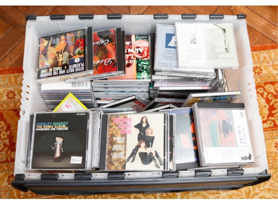 Lot Of Assorted CDs (0400)