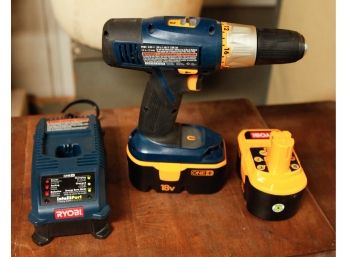 RYOBI -  'One'drill Set With Charger, Battery And Bag - Model # CS1112 47225 (0831)