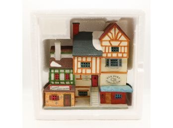 Lemax Dickensvale Christmas Porcelain Village Collection - In Original Box - W/ 6 Foot Cord  (0682)