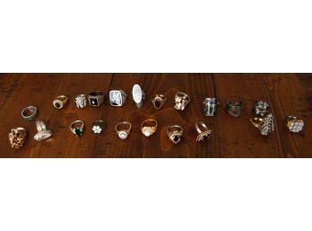 Lot Of Assorted Rings - Costume Jewelry()