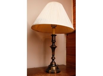 Functional Vintage Brass Lamp - 30x8 (0826)