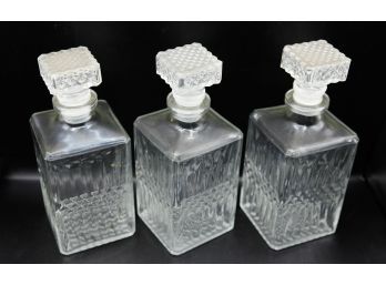 A Lot Of 3 Stunning Glass Decanters (0719)