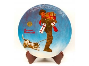 Norman Rockwell Decorative Plate - 'wrapped Up In Christmas (0623)