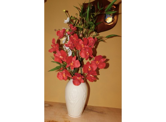 Lenox Vase With Solk Faux Flowers (w025)
