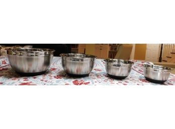 Set Of 4 Stainless Steel Measuring Bowls With Lids (w113)