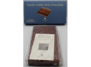 Brand New Michael Graves Design Modern Chess & Checkers Board/Box Set Complete (137)