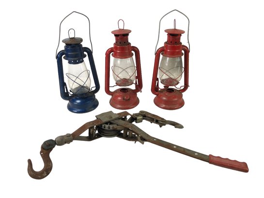 Come Along Puller With 2 Hooks & Oil Lanterns - #S19-2