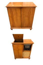 Mid-Century Modern Magnavox Radio & Phonograph Console - #FF