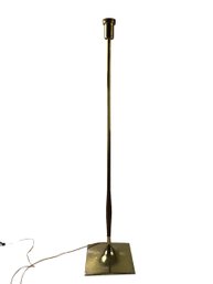 Mid-Century Modern Brass & Walnut Laurel Thurston Style Floor Lamp - #FF