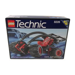 LEGO 8226 Technic Mud Masher, FACTORY SEALED - #S3-3