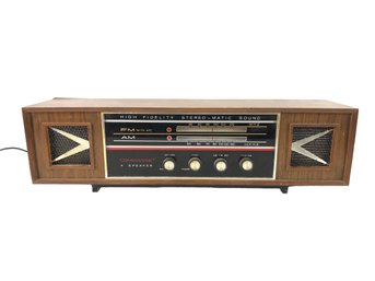 Vintage Commodore Model 744 Stereo-Matic 4-Speaker AM/FM Radio (Made In Japan)  - #S9-1