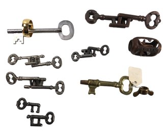 Collection Of Key Lock & Trilby Puzzles - #JC-R