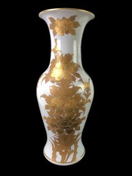 Japanese Hand Painted Gold Leaf Porcelain Vase - #S10-1