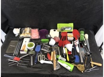 Lot Of Miscellaneous Kitchen Utensils, Can Opener, Spatula, Cheese Grater Etc - #S5-3