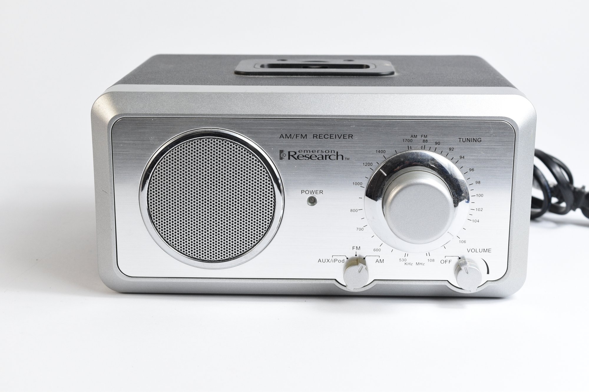 Emerson Research Model No.iR30 AM/FM Receiver With IPod Dock #3317